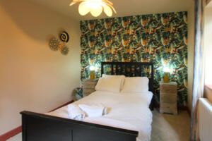 Cottage Rental Hartham Bedroom Wiltshire Scaled