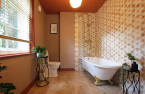 Wiltshire Cottage Rental Hartham Bathroom Scaled
