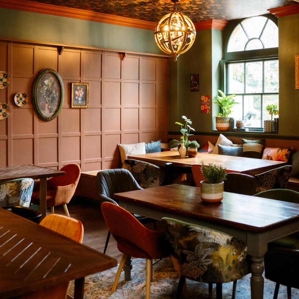 Hartham Park Forge Pheasant Cafe Restaurant Dog Walks Aspect Ratio 1000 1000