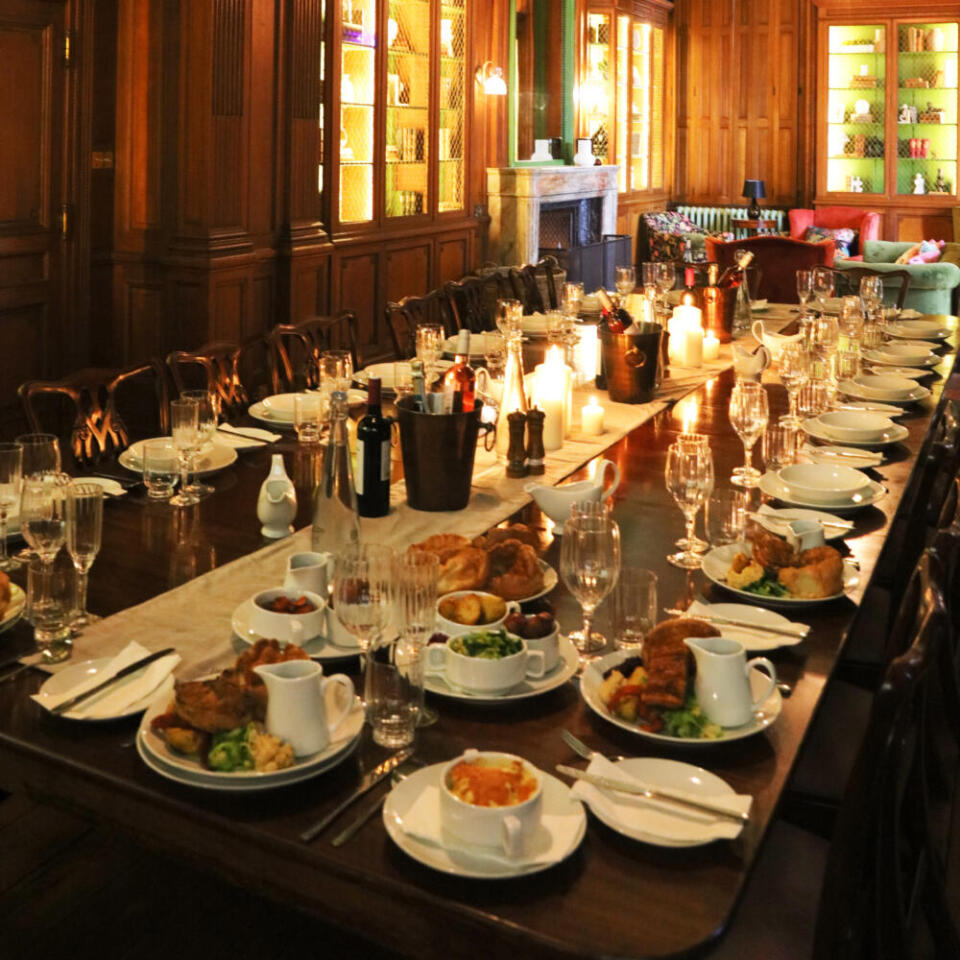 Christmas Party Meal Bookings Aspect Ratio 1000 1000